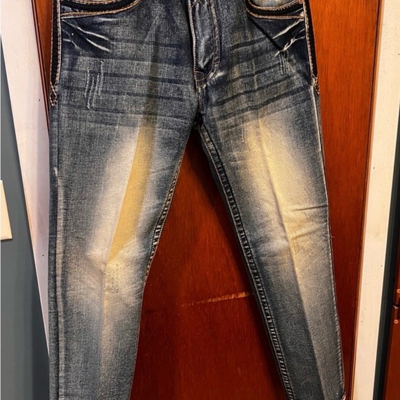 Bundle - Picture 7 of 7